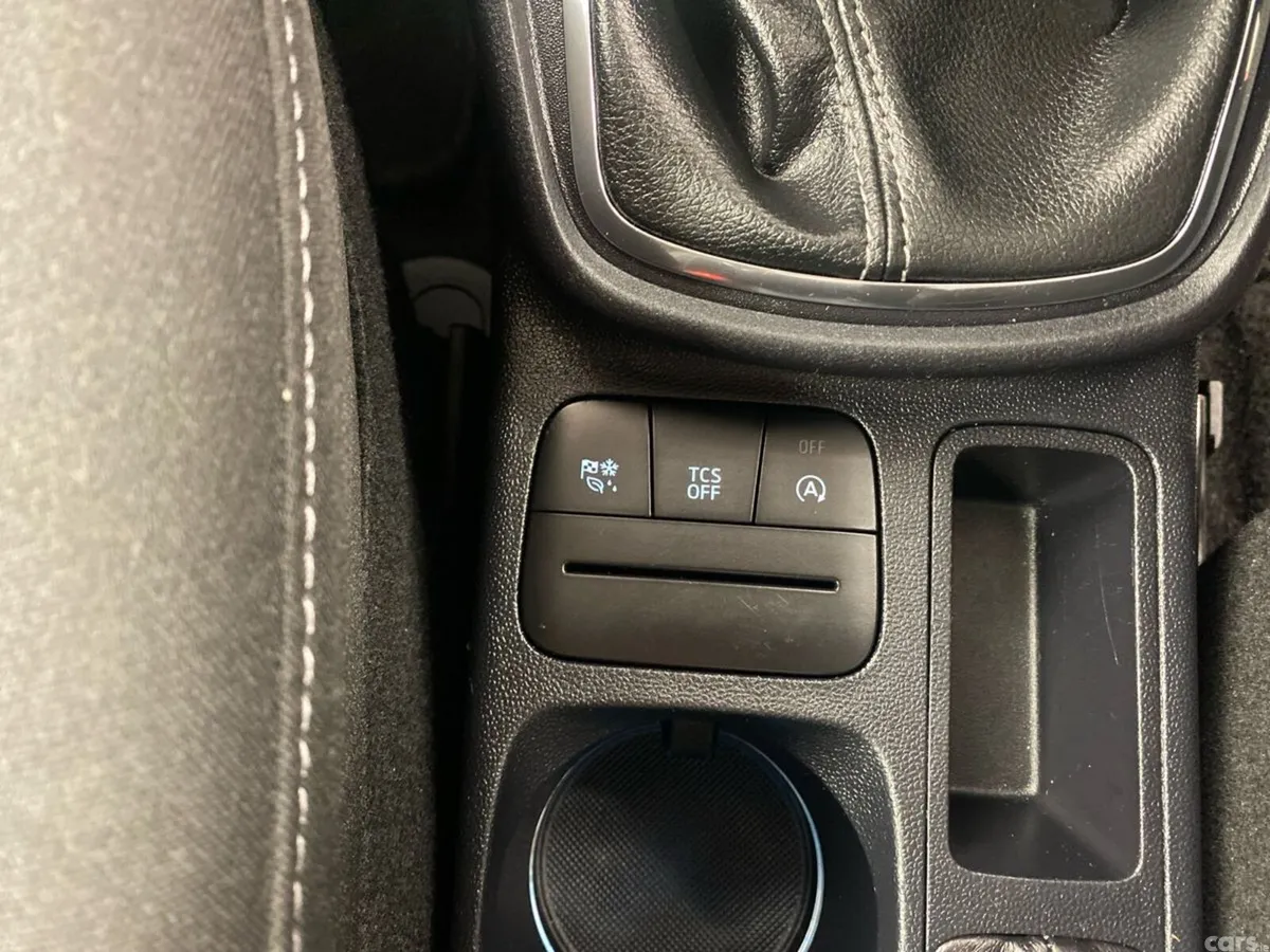 Ford Puma MPV, Petrol Hybrid, 2023, Red