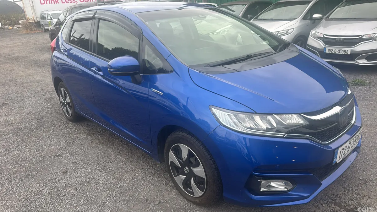 Honda Fit Hatchback, Petrol Hybrid, 2017, Blue