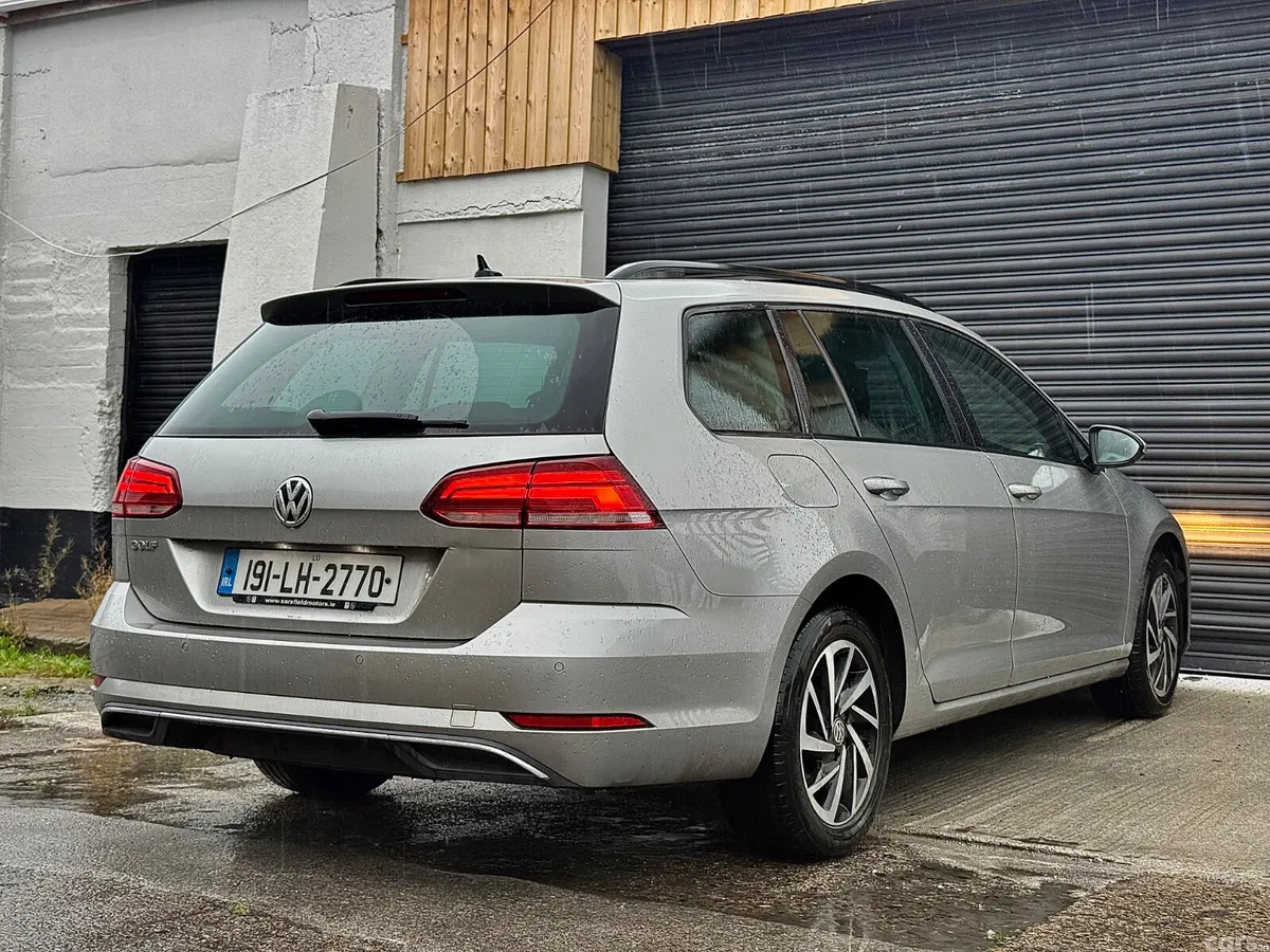 Volkswagen Golf Estate, Diesel, 2019, Silver