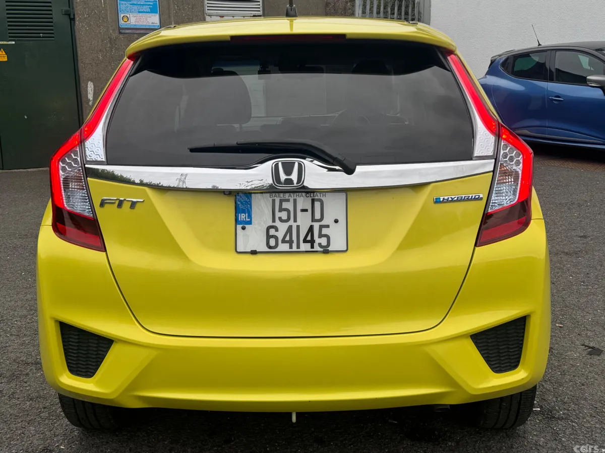 Honda Fit Hatchback, Petrol Hybrid, 2015, Yellow