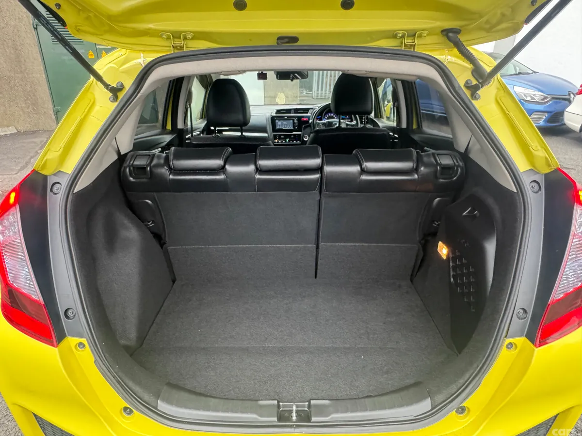 Honda Fit Hatchback, Petrol Hybrid, 2015, Yellow