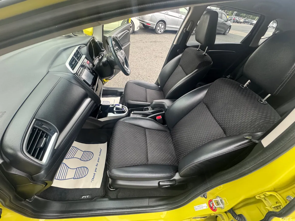 Honda Fit Hatchback, Petrol Hybrid, 2015, Yellow