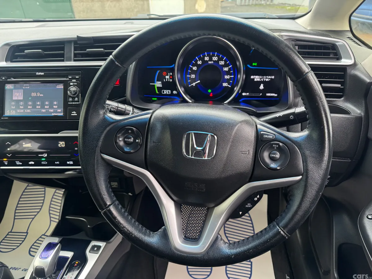 Honda Fit Hatchback, Petrol Hybrid, 2015, Yellow