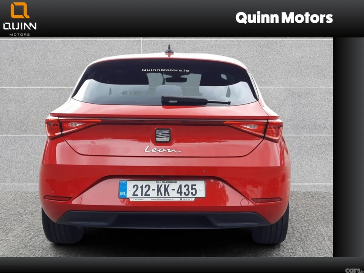SEAT Leon Hatchback, Petrol, 2021, Red