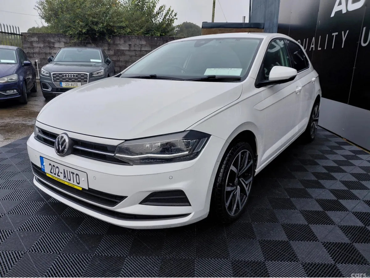 Volkswagen Polo Hatchback, Petrol, 2020, White
