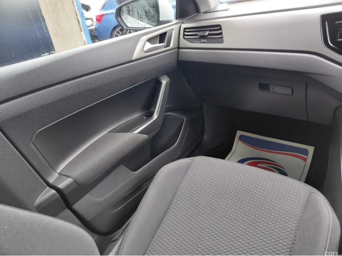 Volkswagen Polo Hatchback, Petrol, 2020, White