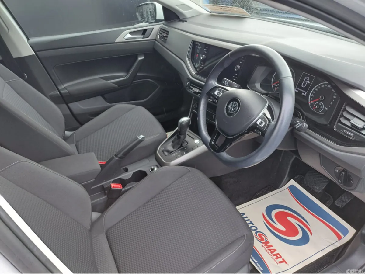 Volkswagen Polo Hatchback, Petrol, 2020, White