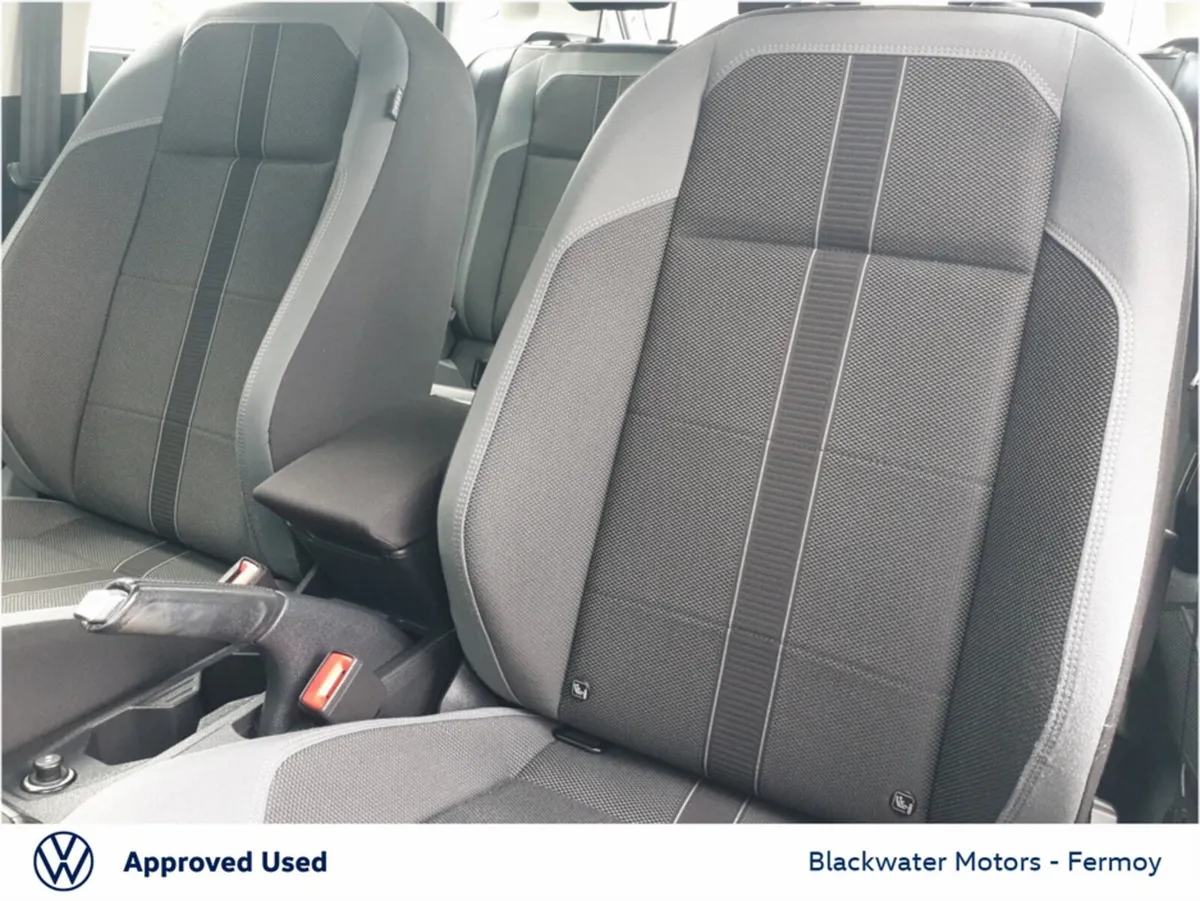 Volkswagen Polo Hatchback, Petrol, 2024, White