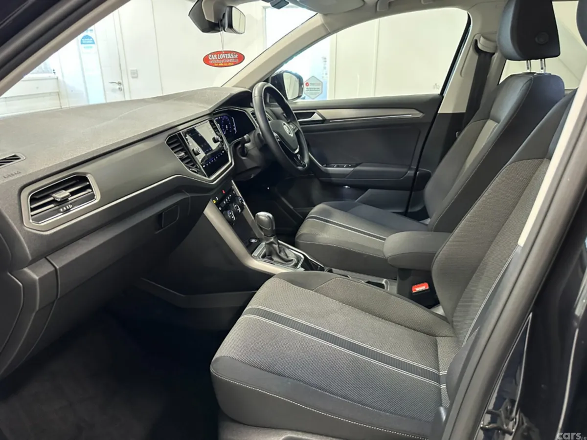 Volkswagen T-Roc SUV, Petrol, 2021, Black