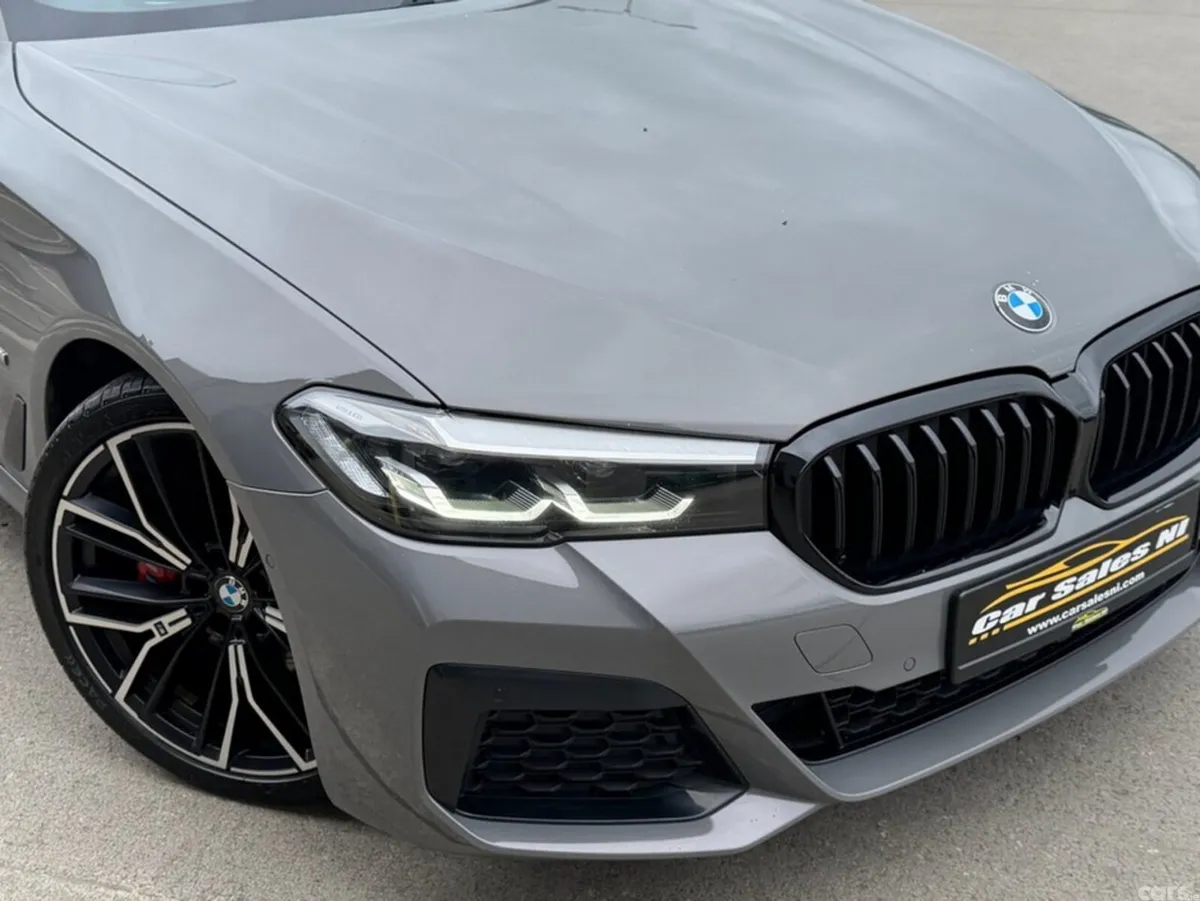 BMW 5-Series Estate, Diesel Hybrid, 2022, Grey
