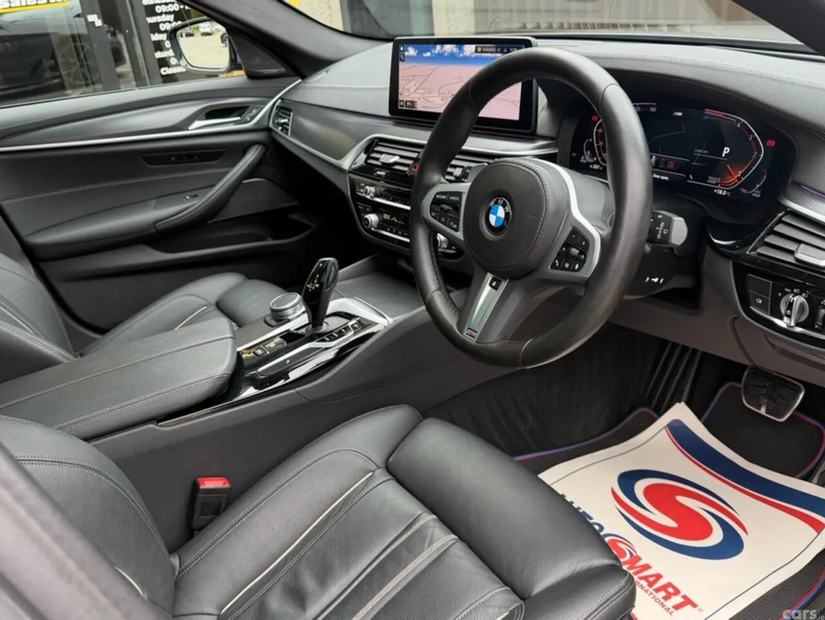 BMW 5-Series Estate, Diesel Hybrid, 2022, Grey