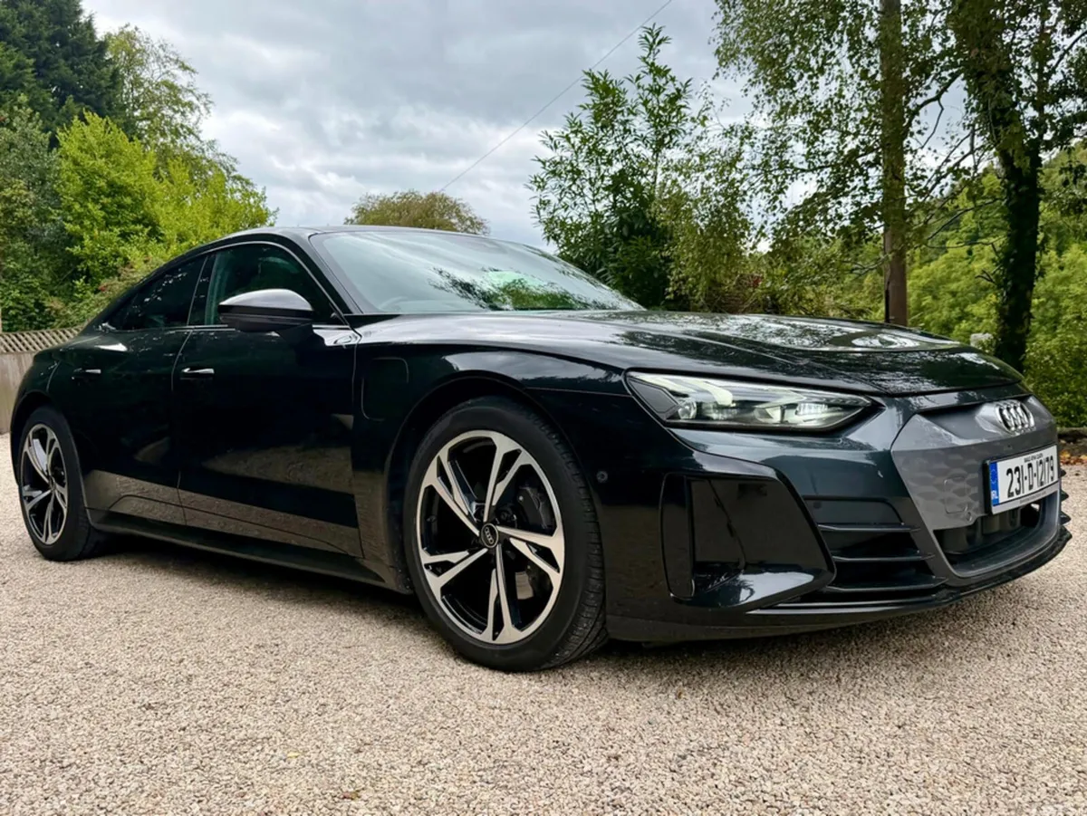 Audi e-tron GT quattro Coupe, Electric, 2023, Black