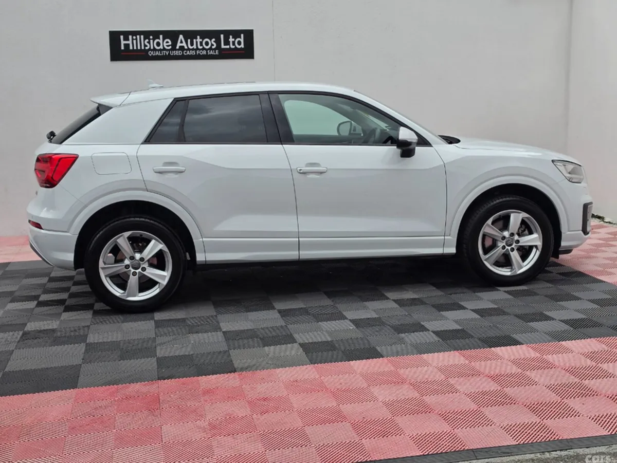 Audi Q2 Hatchback, Petrol, 2018, White