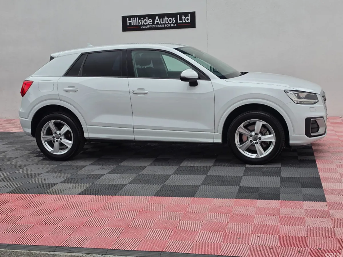 Audi Q2 Hatchback, Petrol, 2018, White