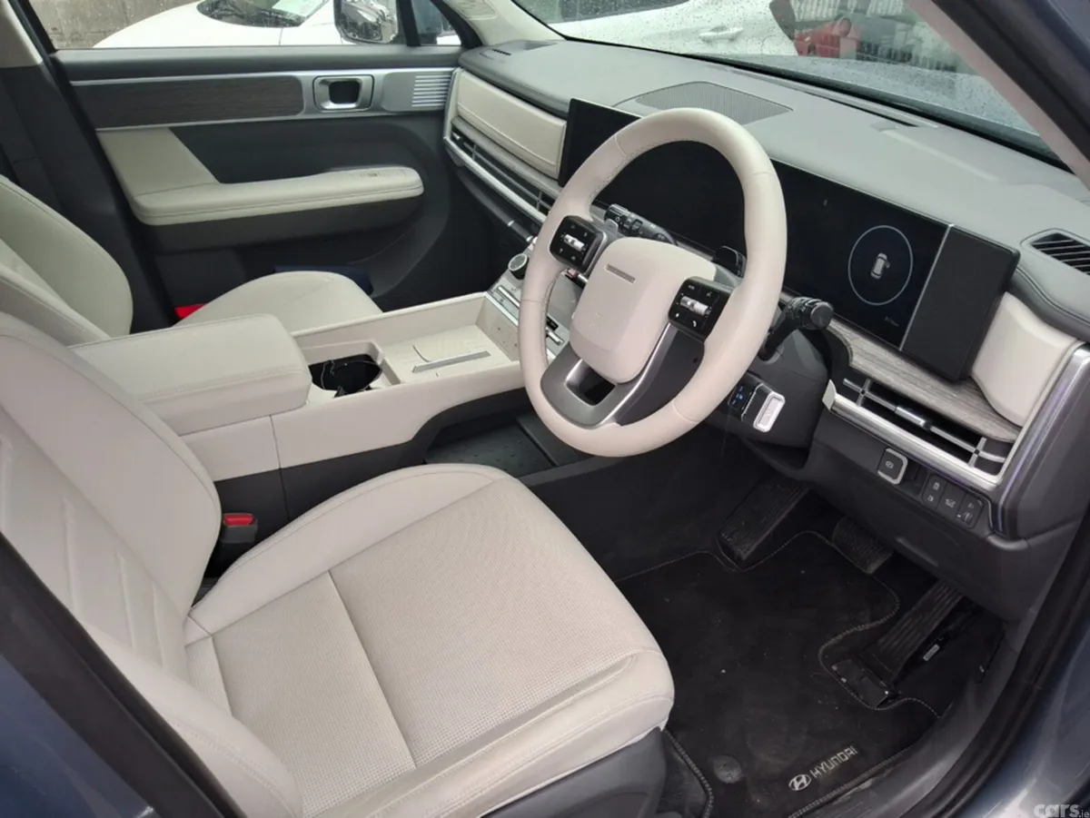 Hyundai Santa Fe SUV, Petrol Plug-in Hybrid, 2025, Blue