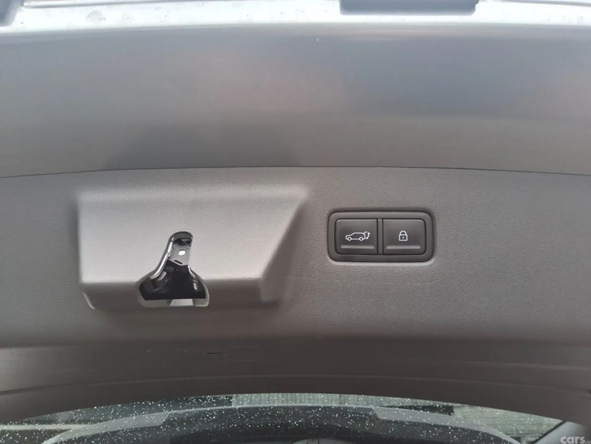 Hyundai Santa Fe SUV, Petrol Plug-in Hybrid, 2025, Blue