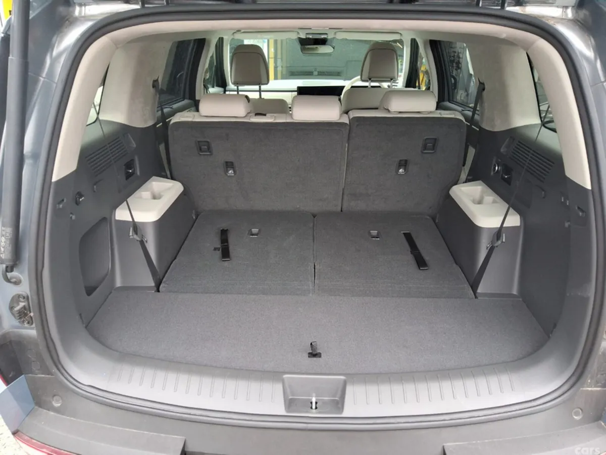 Hyundai Santa Fe SUV, Petrol Plug-in Hybrid, 2025, Blue