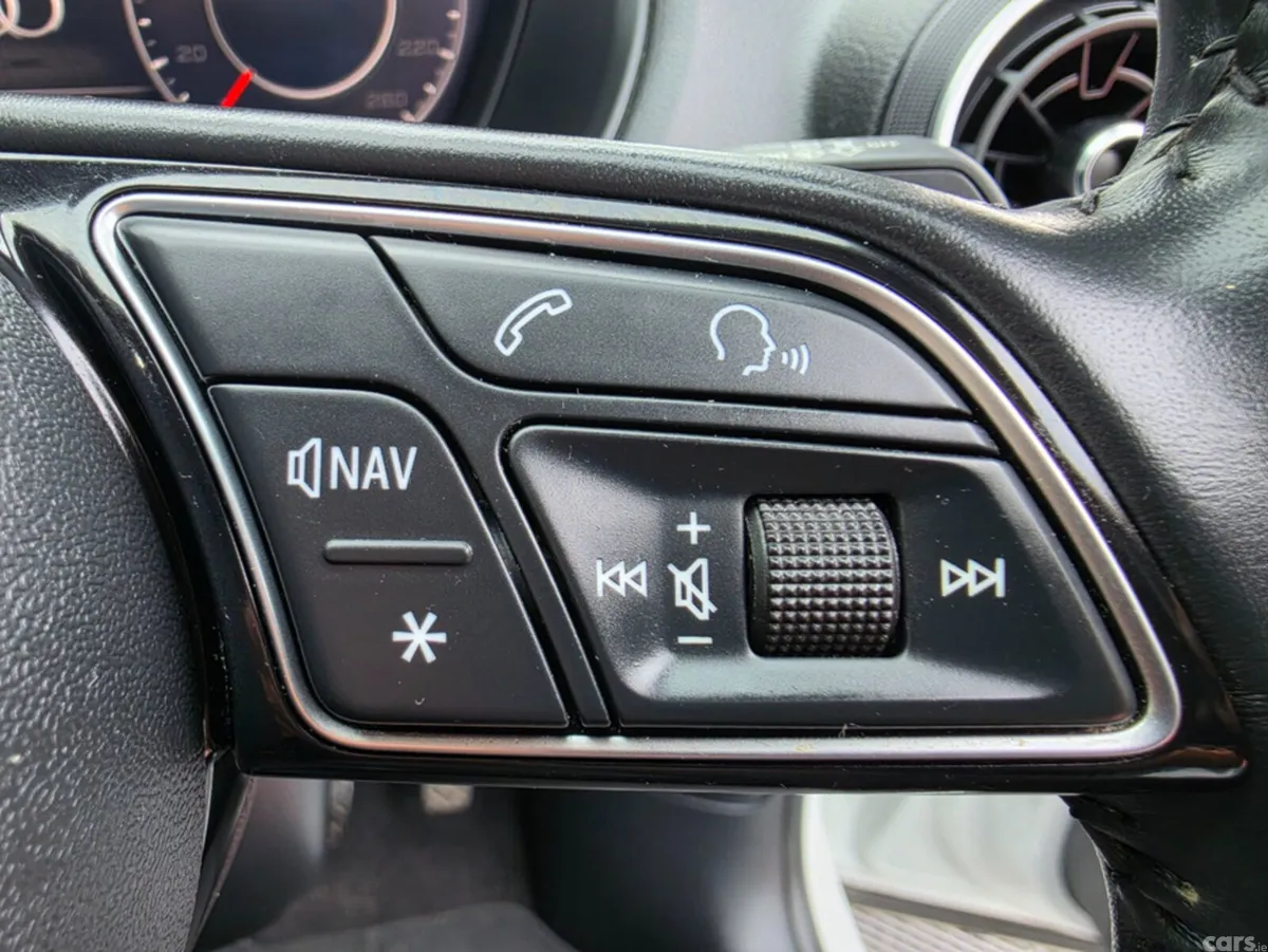 Audi Q2 Hatchback, Petrol, 2018, White