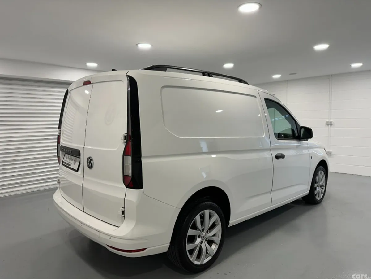 Volkswagen Caddy Van, Diesel, 2023, White