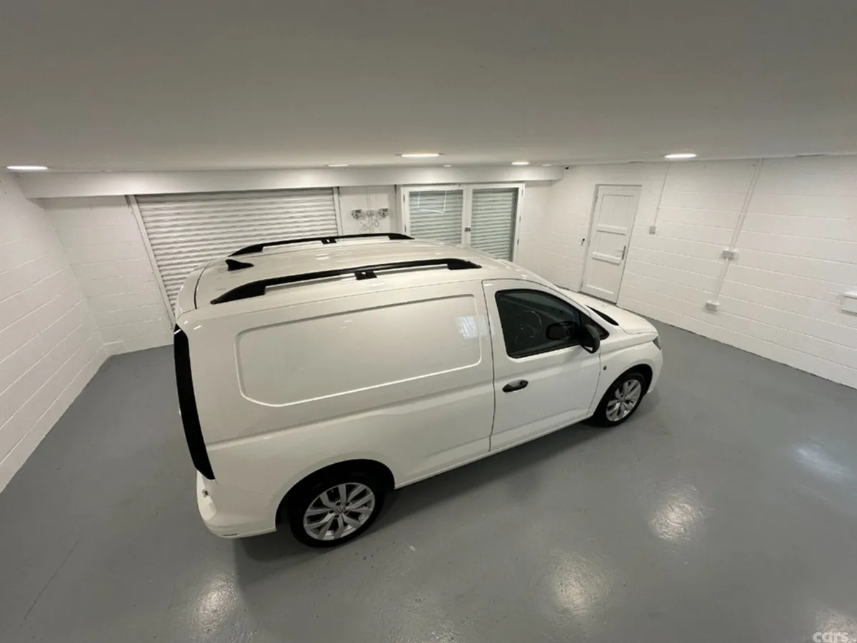 Volkswagen Caddy Van, Diesel, 2023, White