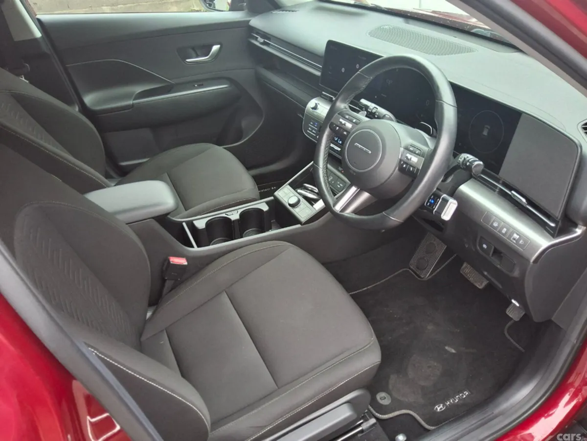 Hyundai KONA MPV, Petrol Hybrid, 2024, Red