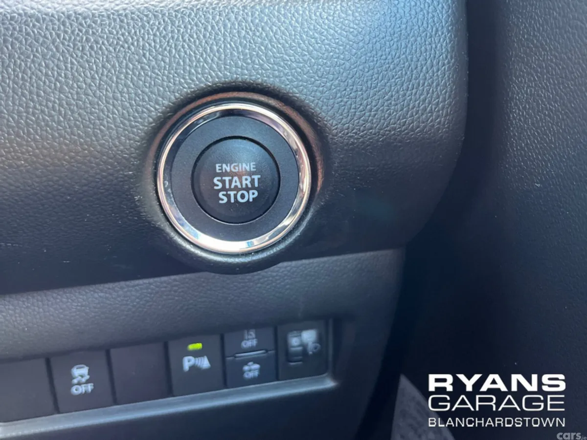 Suzuki Swift Hatchback, Petrol, 2023, Silver