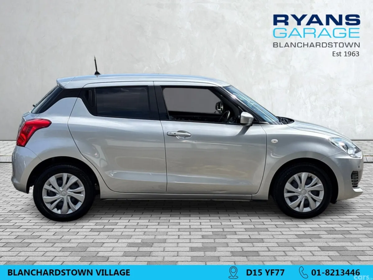 Suzuki Swift Hatchback, Petrol, 2023, Silver