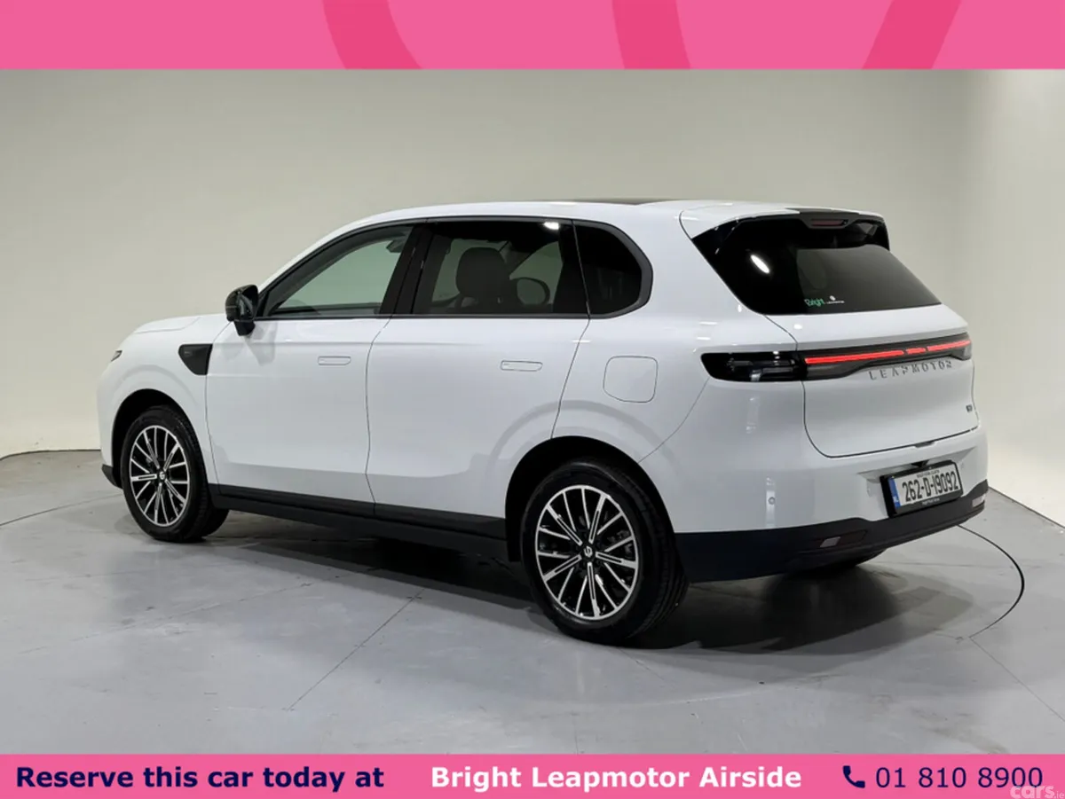 Leapmotor B10 SUV, Petrol Plug-in Hybrid, 2026, White