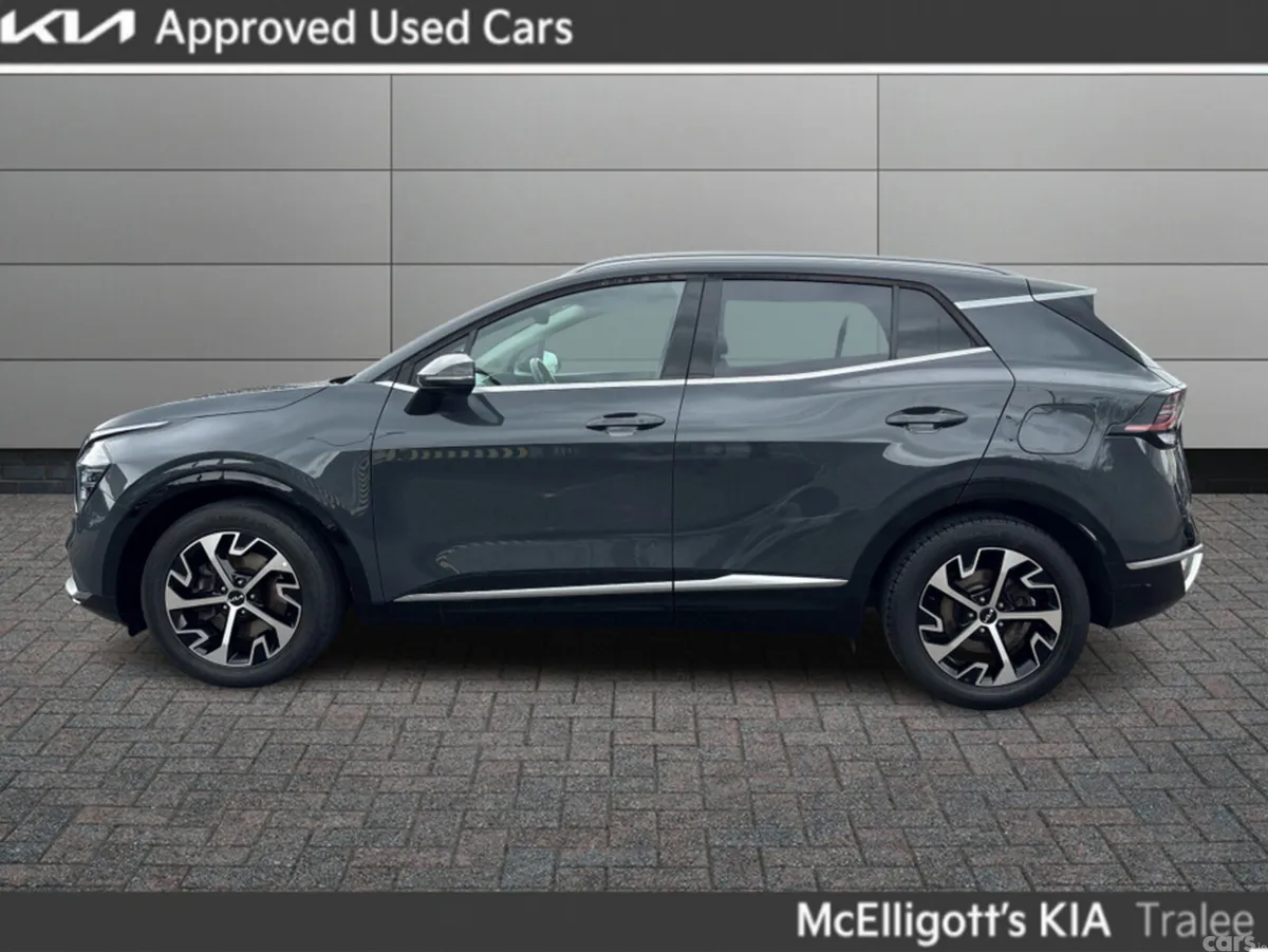 Kia Sportage MPV, Diesel, 2022, Grey