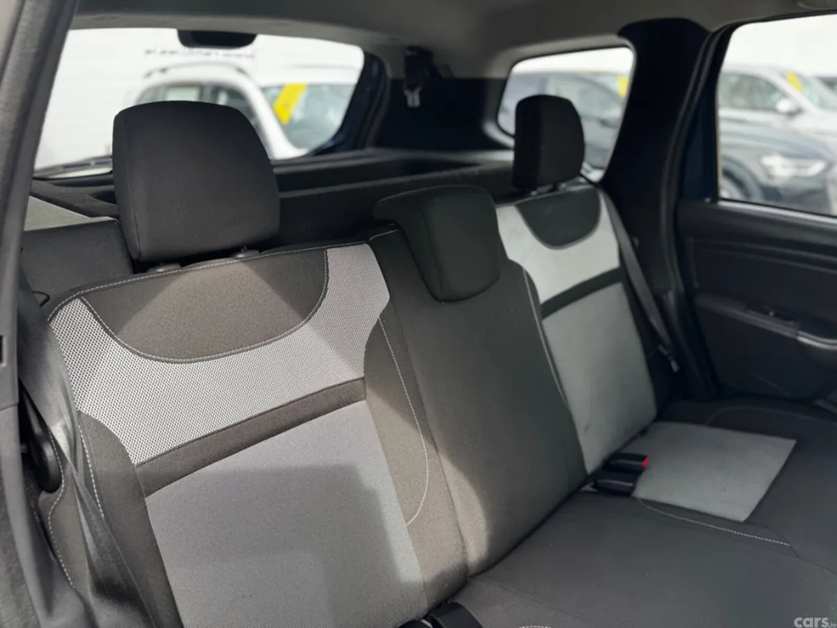 Dacia Duster MPV, Diesel, 2017, Blue