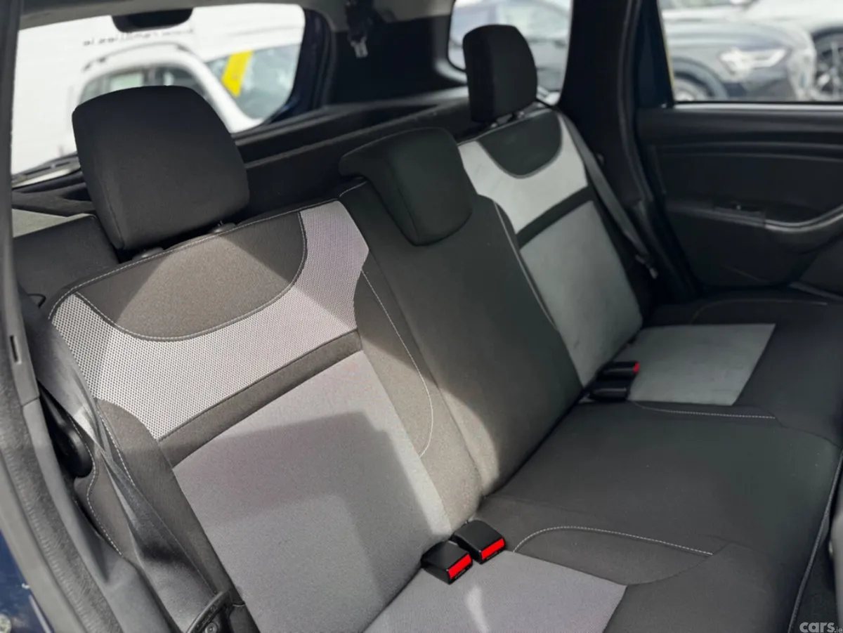Dacia Duster MPV, Diesel, 2017, Blue