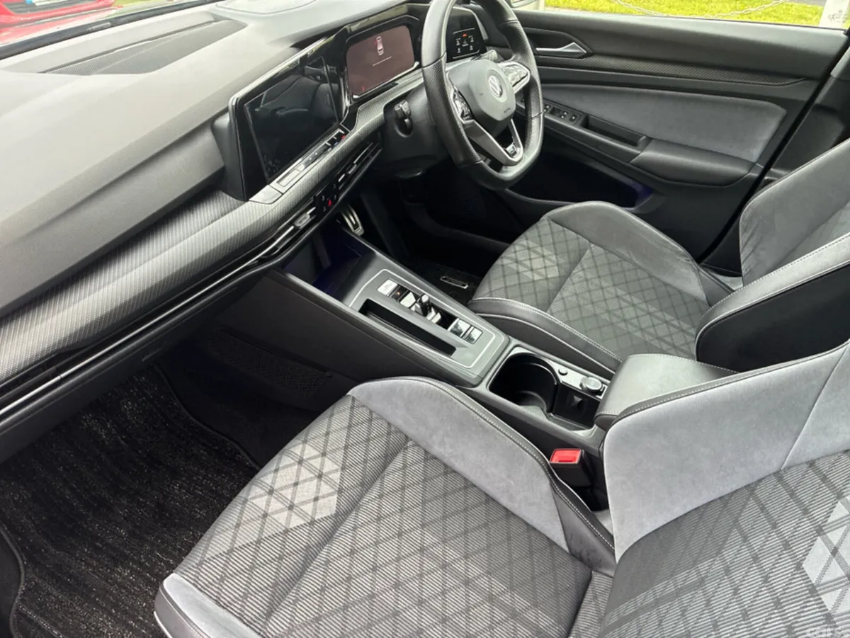 Volkswagen Golf Hatchback, Petrol, 2021, Grey
