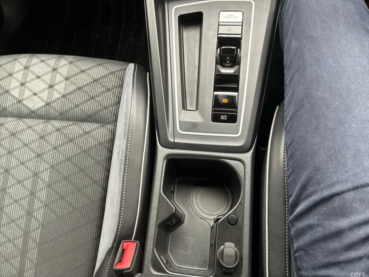 Volkswagen Golf Hatchback, Petrol, 2021, Grey