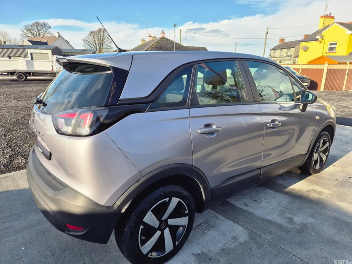 Opel Crossland MPV, Diesel, 2022, Grey