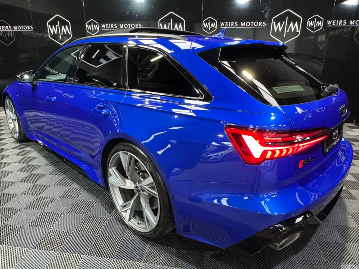 Audi RS6 Estate, Petrol, 2023, Blue