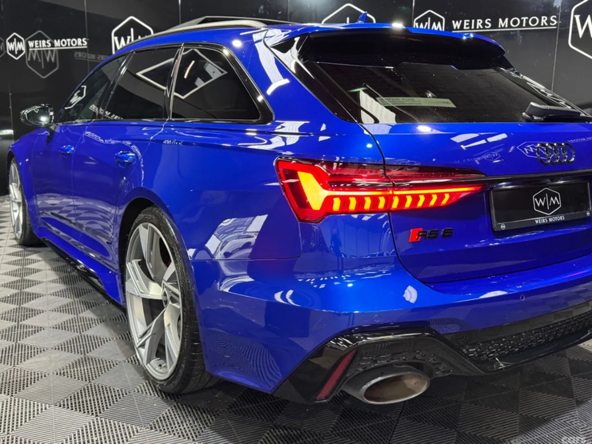 Audi RS6 Estate, Petrol, 2023, Blue
