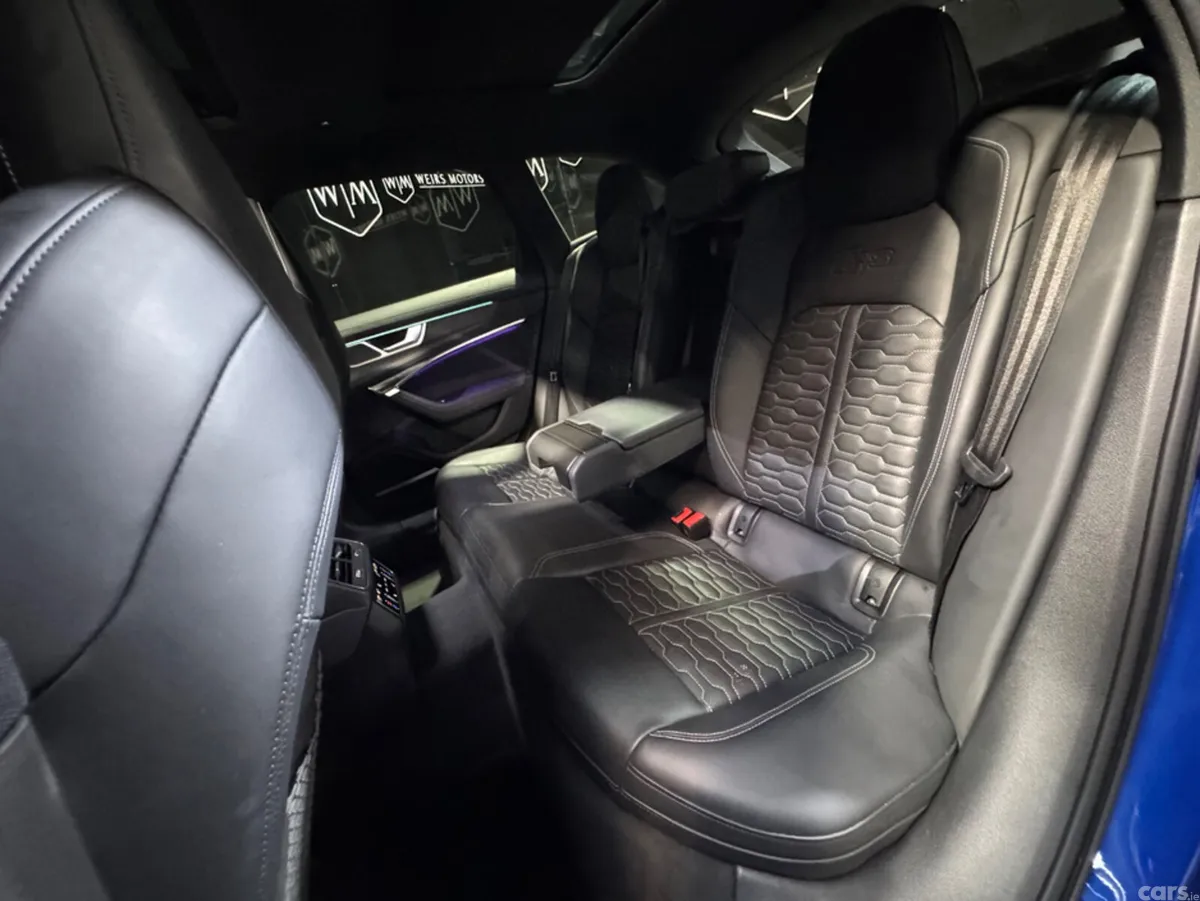 Audi RS6 Estate, Petrol, 2023, Blue