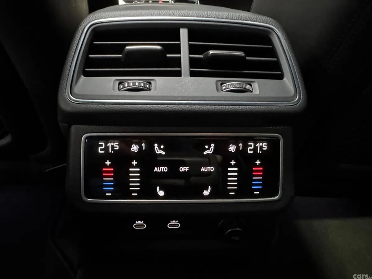 Audi RS6 Estate, Petrol, 2023, Blue