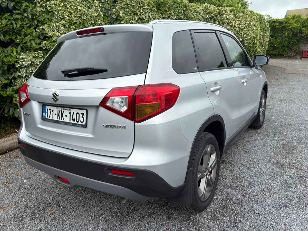 Suzuki Vitara SUV, Petrol, 2017, Grey