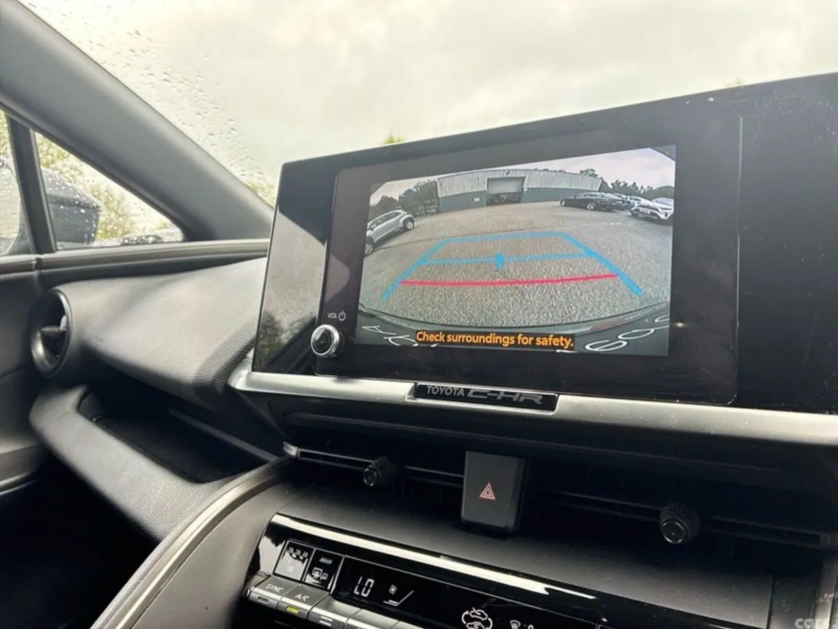 Toyota C-HR SUV, Petrol Hybrid, 2025, Silver