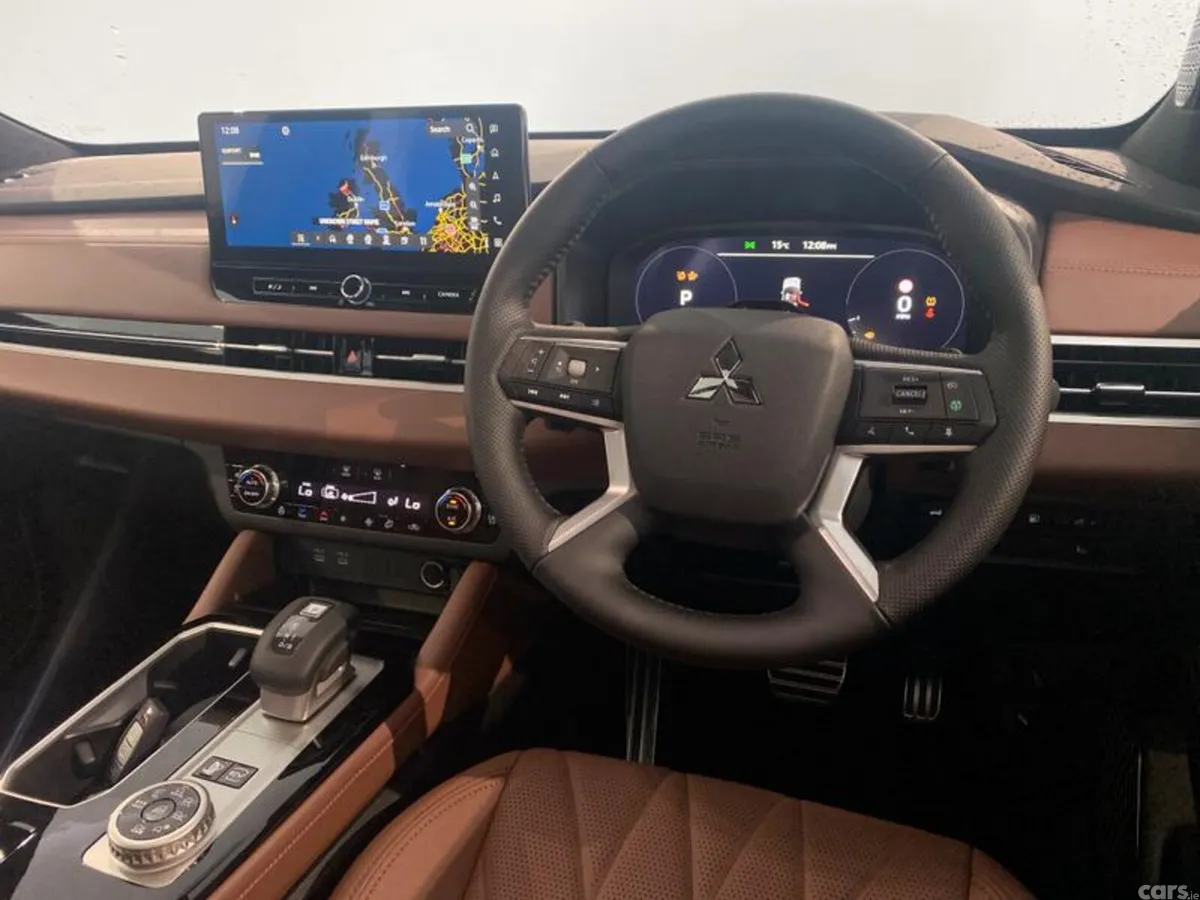 Mitsubishi Outlander SUV, Petrol Hybrid, 2026, Grey