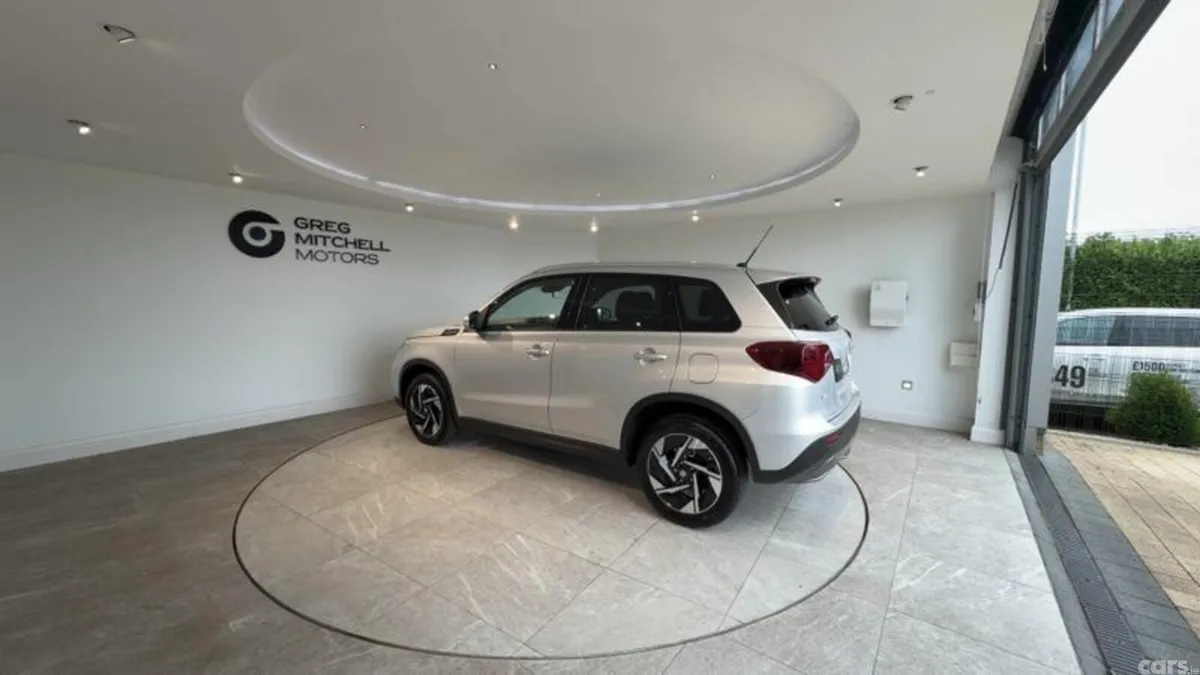 Suzuki Vitara SUV, Petrol Hybrid, 2026, Silver