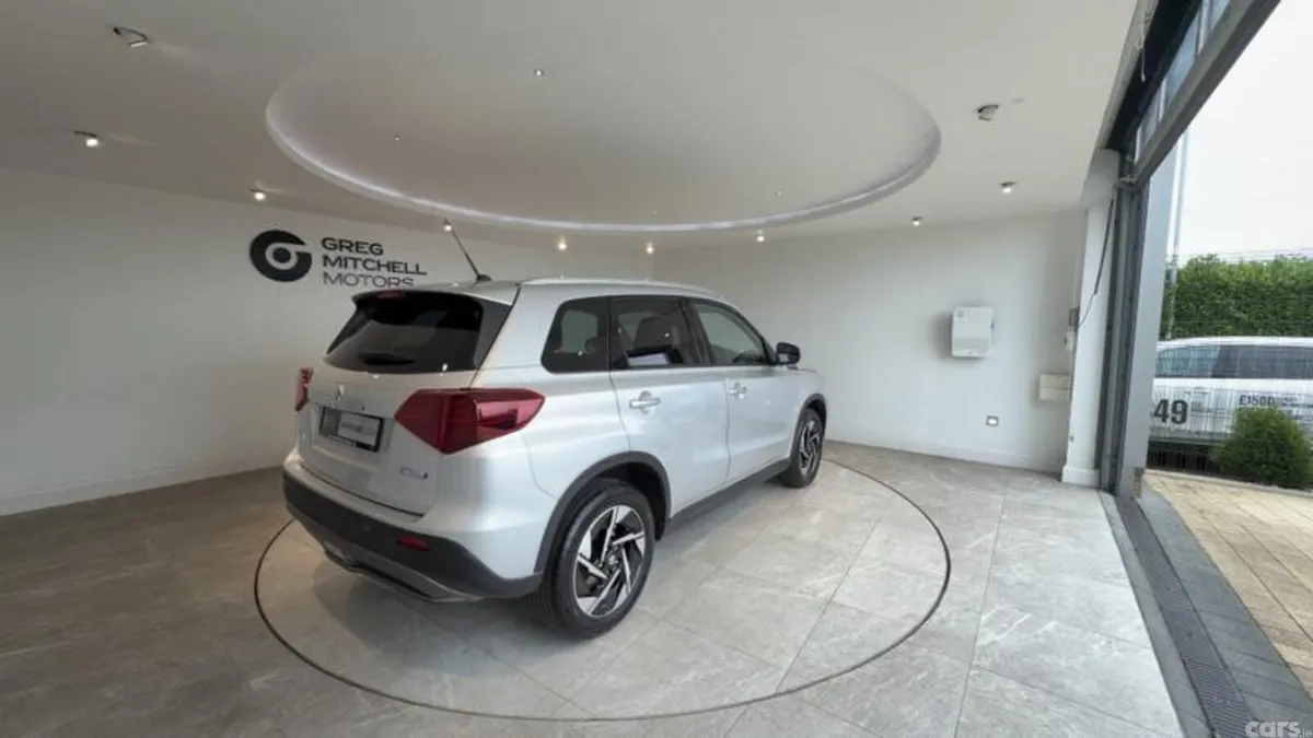 Suzuki Vitara SUV, Petrol Hybrid, 2026, Silver