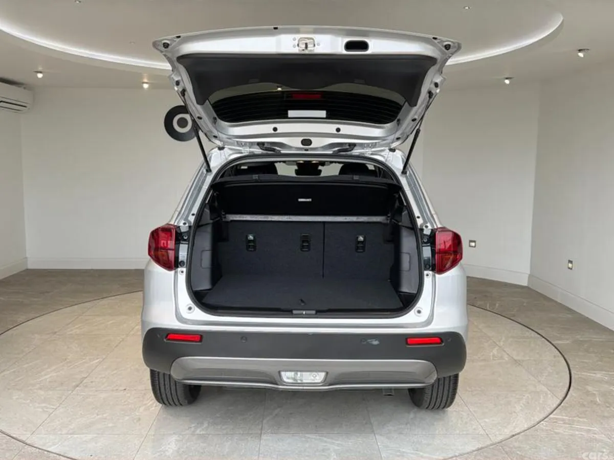 Suzuki Vitara SUV, Petrol Hybrid, 2026, Silver