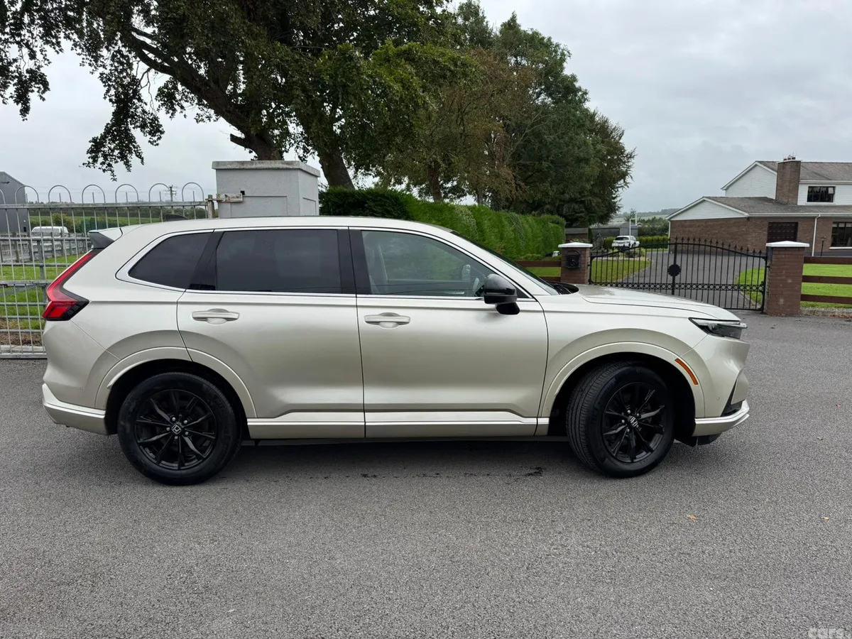 Honda CR-V SUV, Petrol Plug-in Hybrid, 2024, Gold