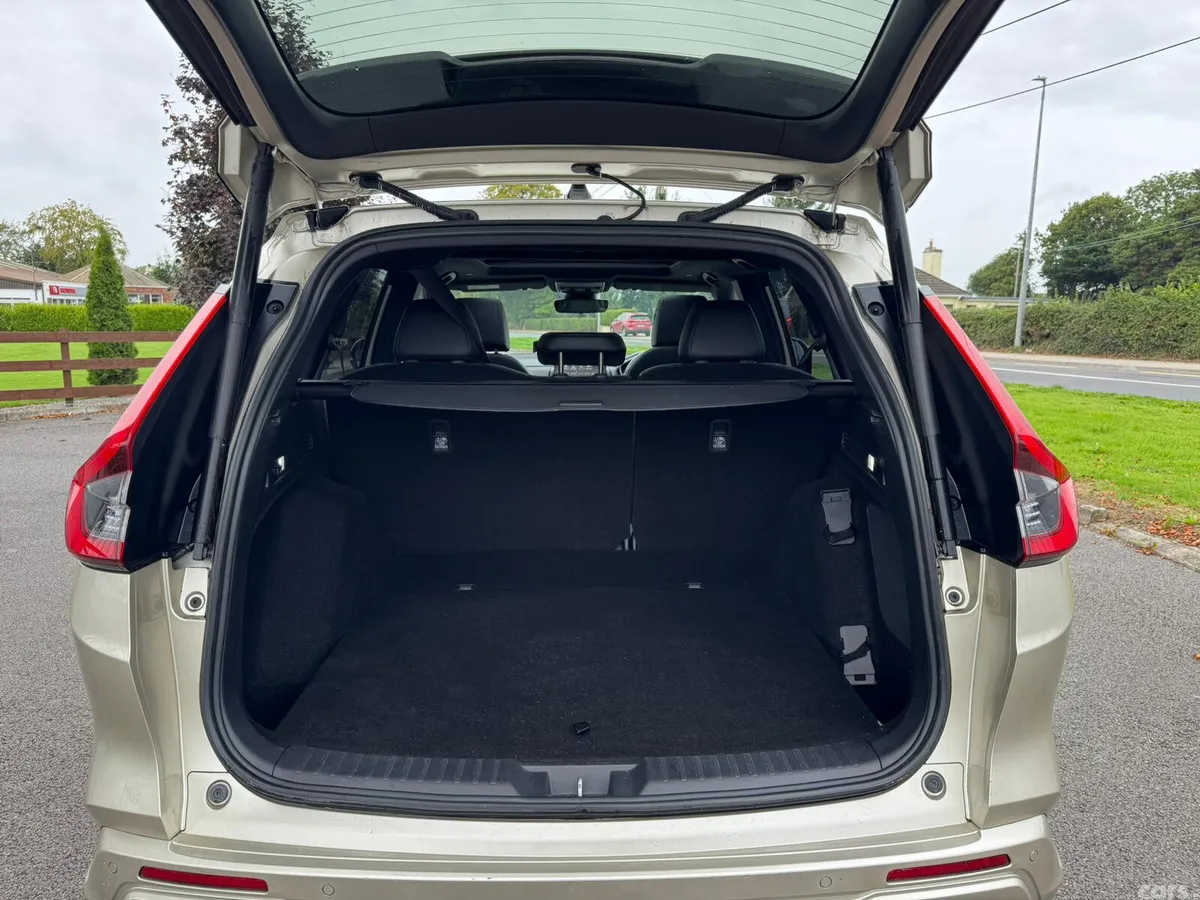 Honda CR-V SUV, Petrol Plug-in Hybrid, 2024, Gold