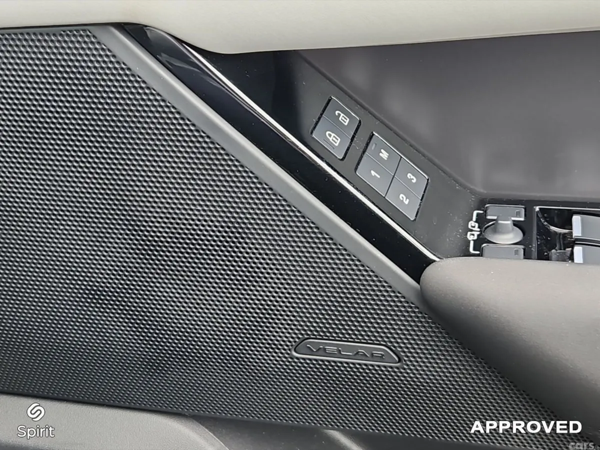 Land Rover Range Rover Velar SUV, Petrol Plug-in Hybrid, 2026, Green