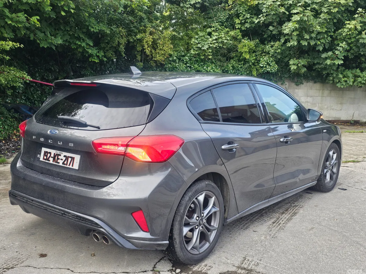 Ford Focus Hatchback, Petrol, 2019, Grey