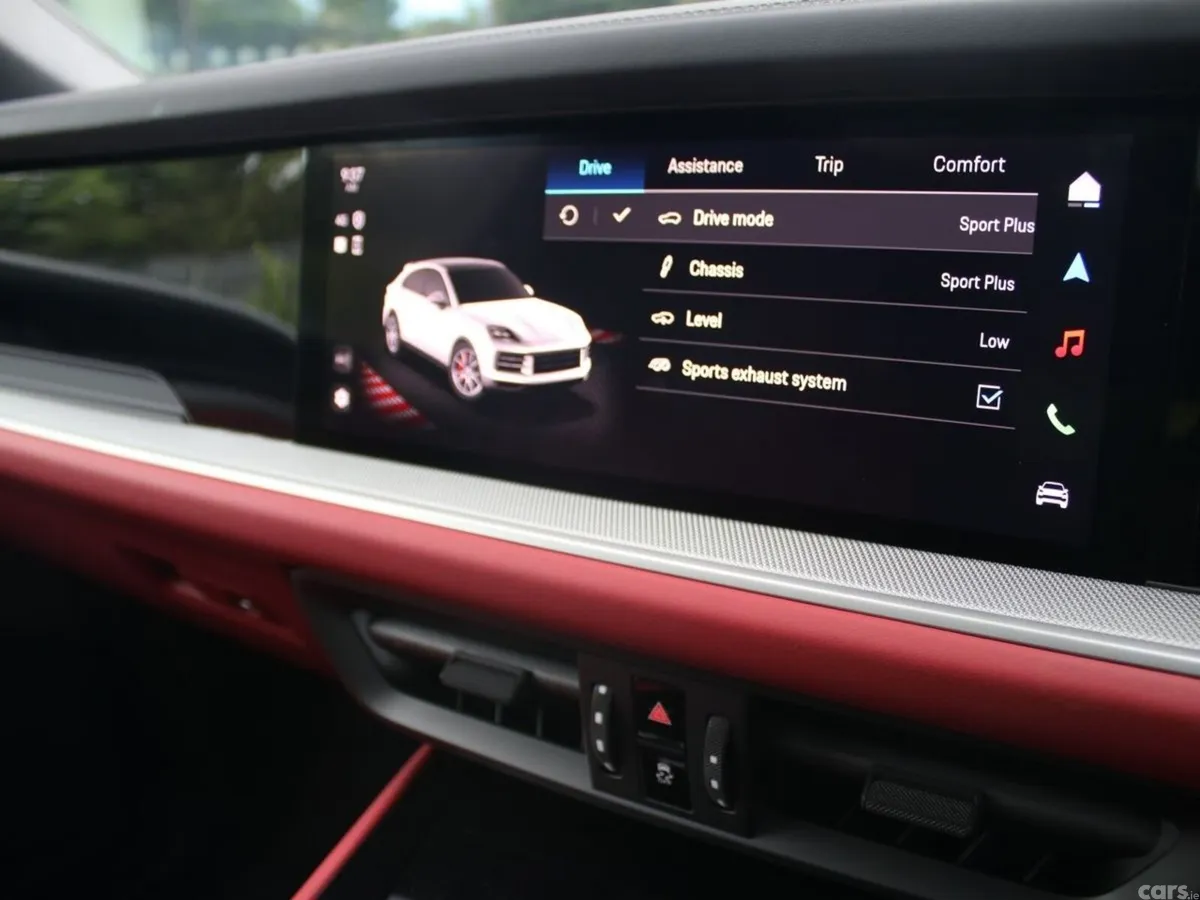 Porsche Cayenne SUV, Petrol Plug-in Hybrid, 2026, Grey