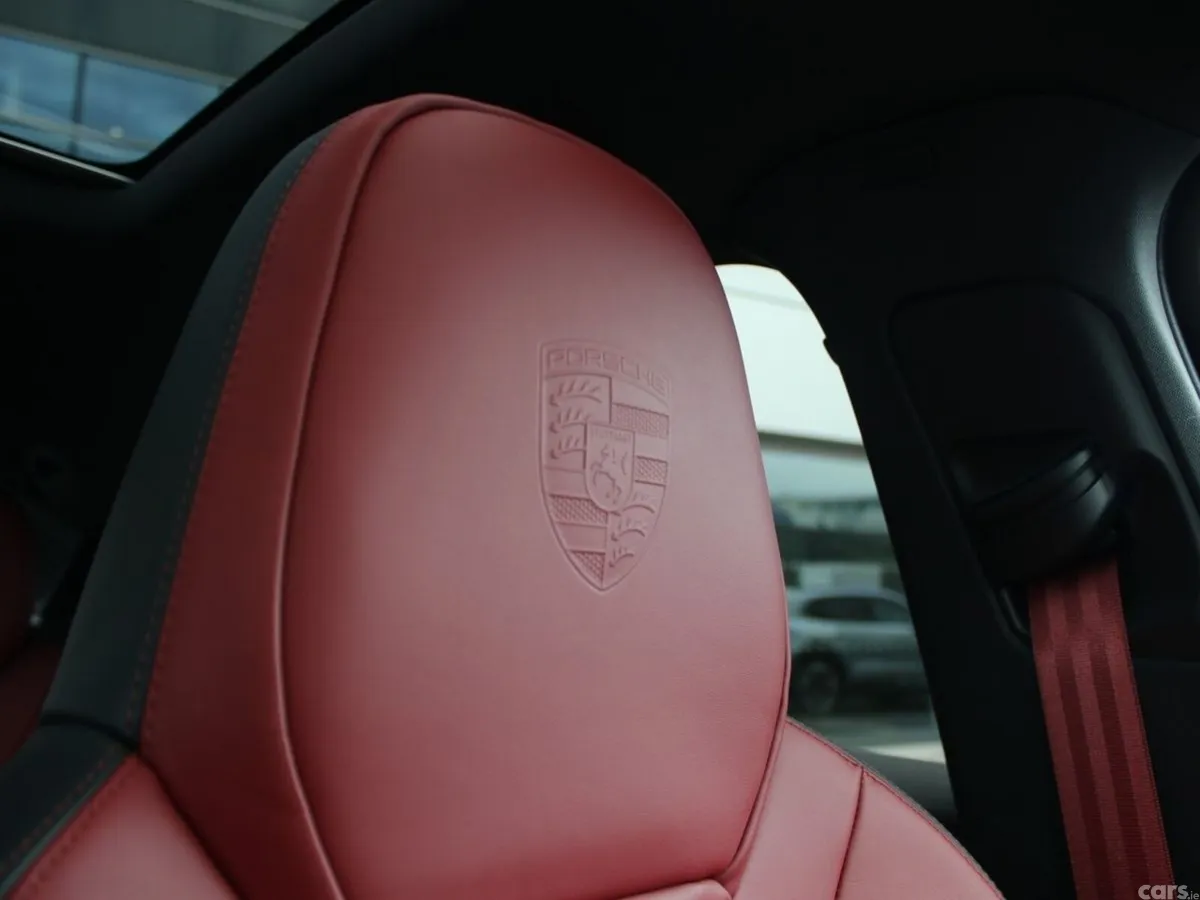 Porsche Cayenne SUV, Petrol Plug-in Hybrid, 2026, Grey